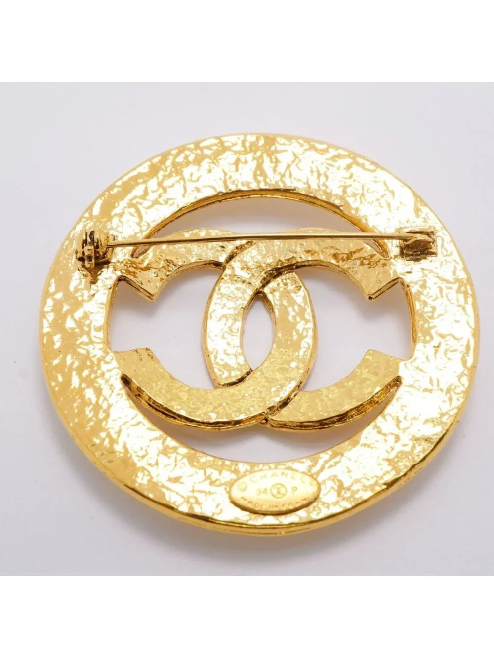 Chanel Brooch Vintage CC Logo Round Circle Gold Plated